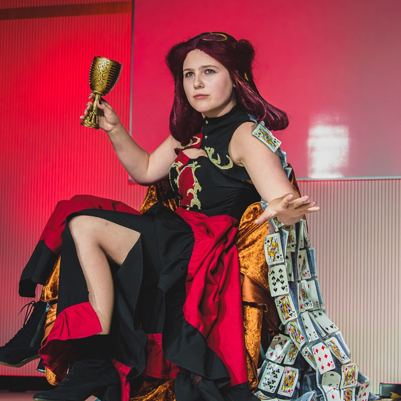 Osoba uczestnicząca w konkursie cosplay podczas Łódzkiego Festialu Fantastyki Kapitularz 2025 fot. Fotocepcje